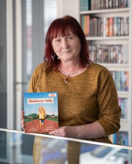 Rozhovor s Lenkou Jakešovou, autorkou titulů Štafetový kolík a Když Uchoplesk řádí