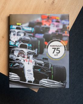 Recenze titulu Formule 1: 75 let