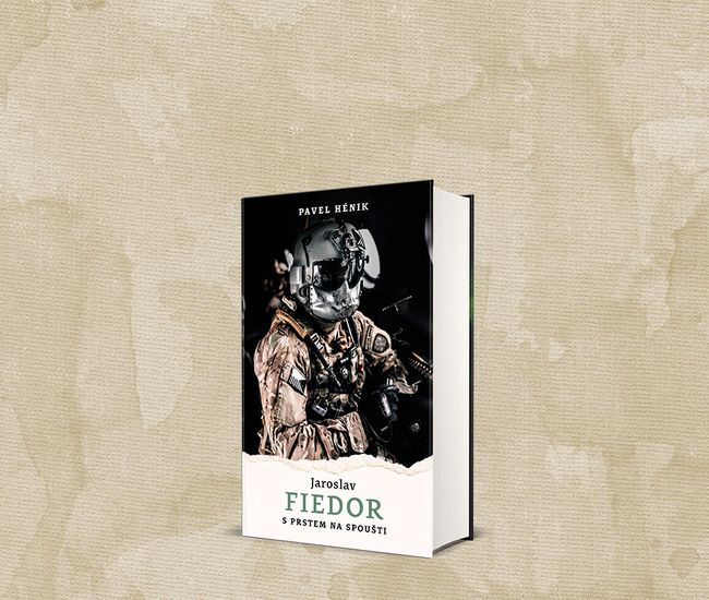Recenze titulu Jaroslav Fiedor: S prstem na spoušti