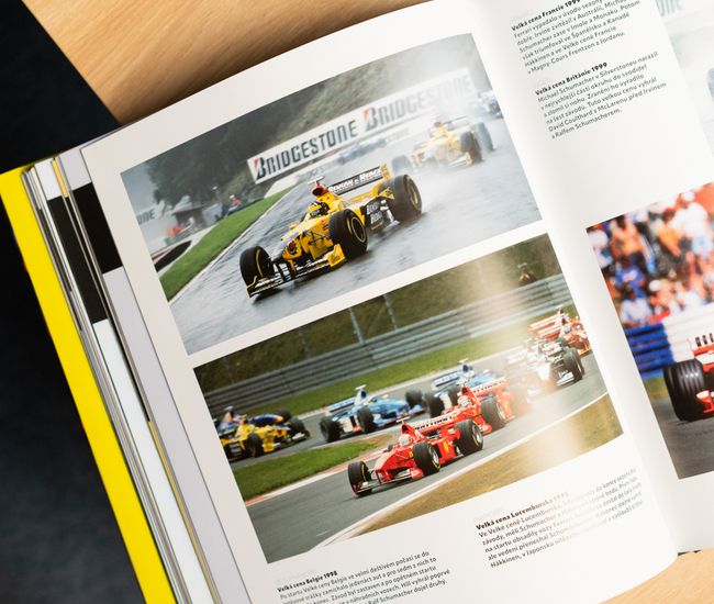 Recenze titulu Formule 1: 75 let