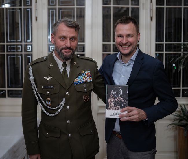 Rozhovor s Pavlem Hénikem, autorem titulu Ondřej Měšťák: Řemeslo krásy